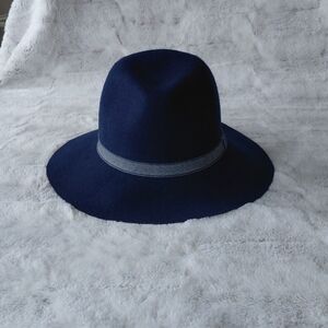 Mudd Navy Blue Wool City Chic Festival Bohemian Classic Womens Hat.